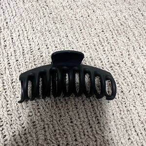 Matte Black Jaw Clip Hair Claw - Large
